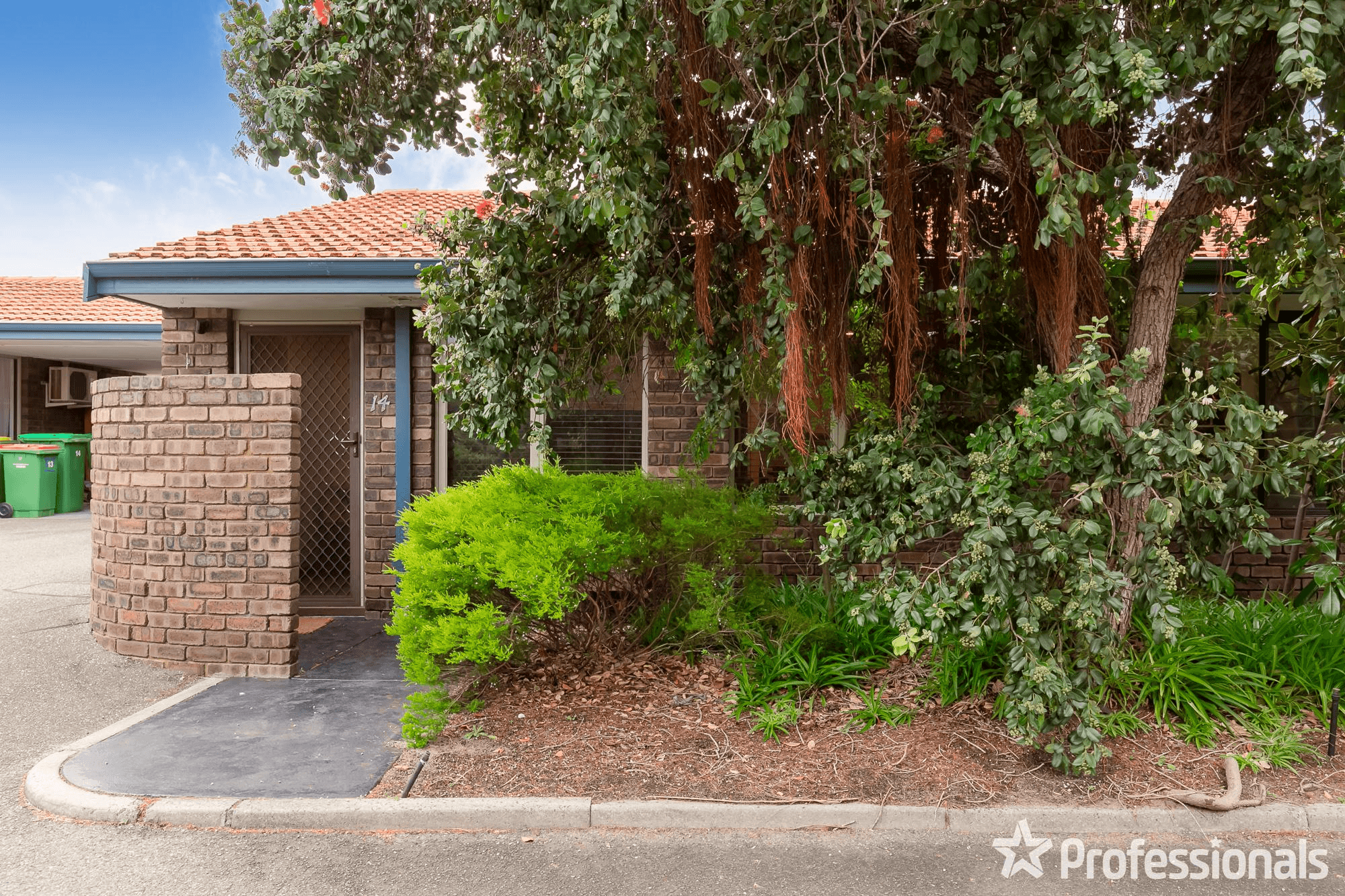 14/15 Point Walter Road, BICTON, WA 6157