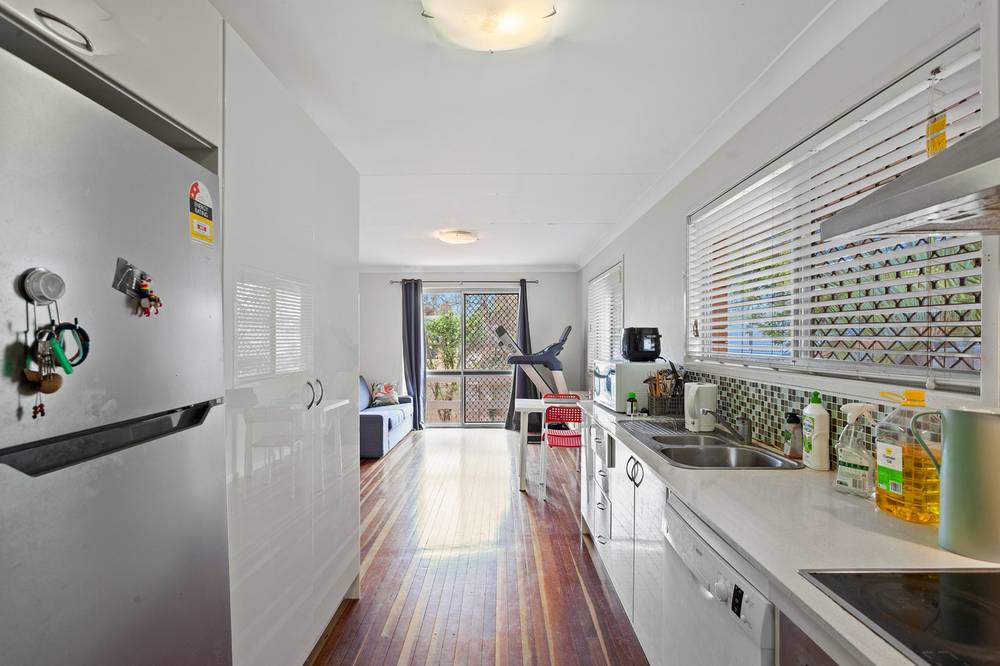 1,2,3/298 MacKenzie Street, RANGEVILLE, QLD 4350