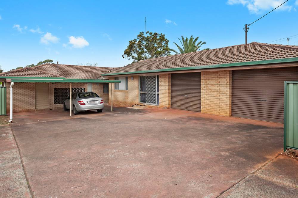 1,2,3/298 MacKenzie Street, RANGEVILLE, QLD 4350