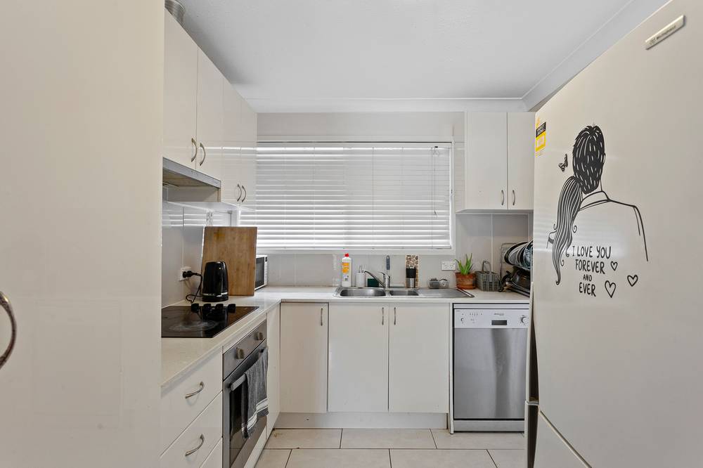1,2,3/298 MacKenzie Street, RANGEVILLE, QLD 4350