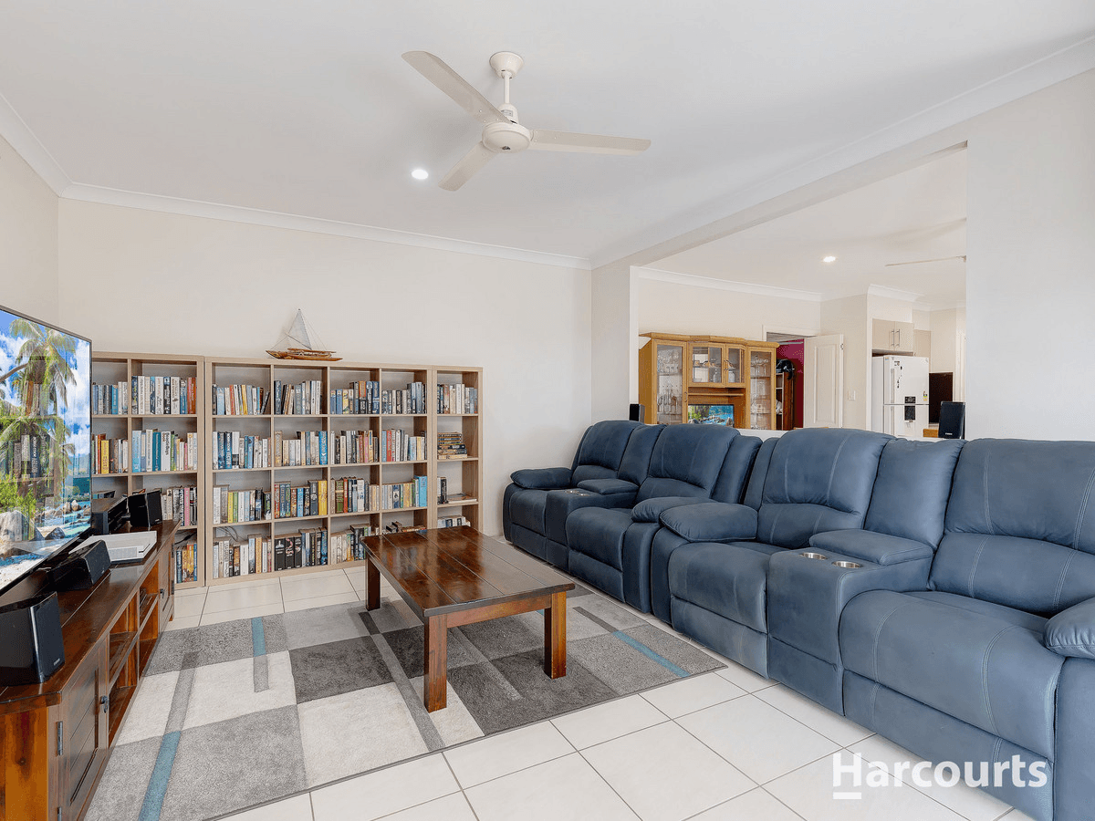 1 Hillary Drive, Warner, QLD 4500