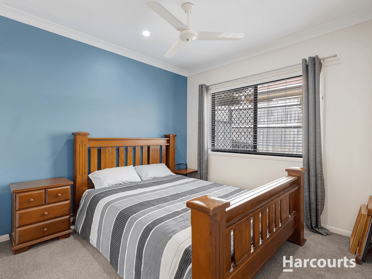 1 Hillary Drive, Warner, QLD 4500