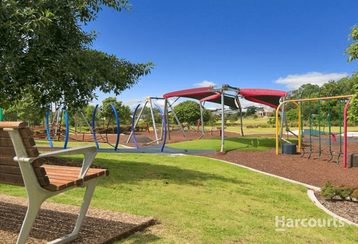 1 Hillary Drive, Warner, QLD 4500