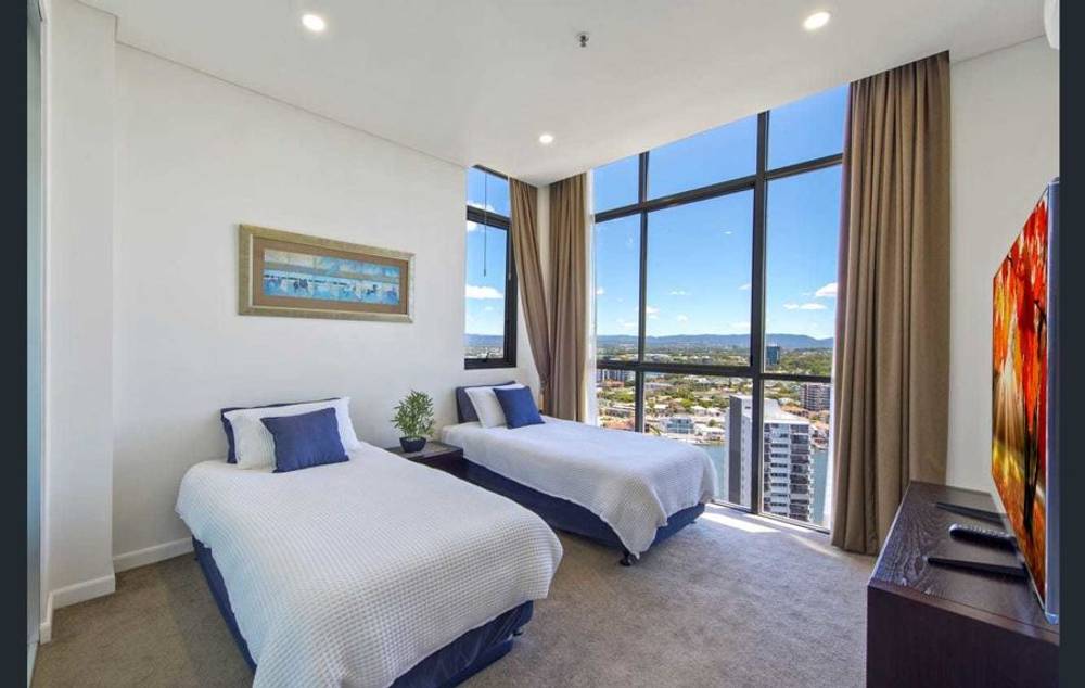 2201/18 Cypress Avenue, SURFERS PARADISE, QLD 4217