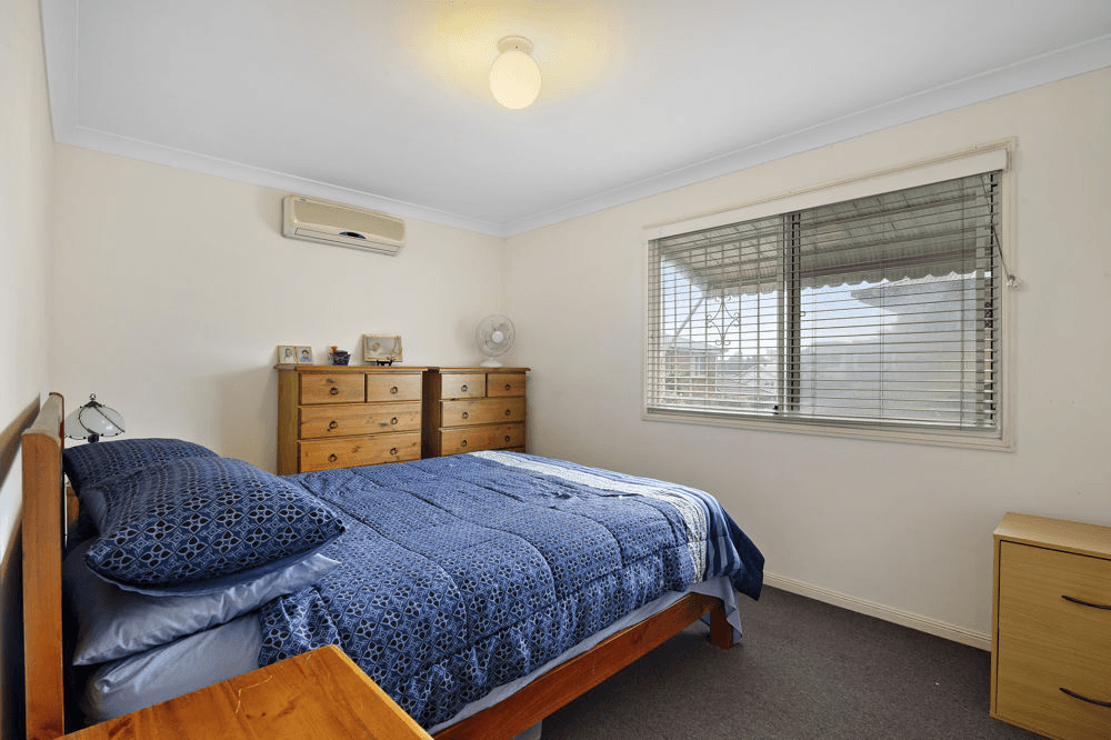 4/155 Pine Street, WYNNUM, QLD 4178