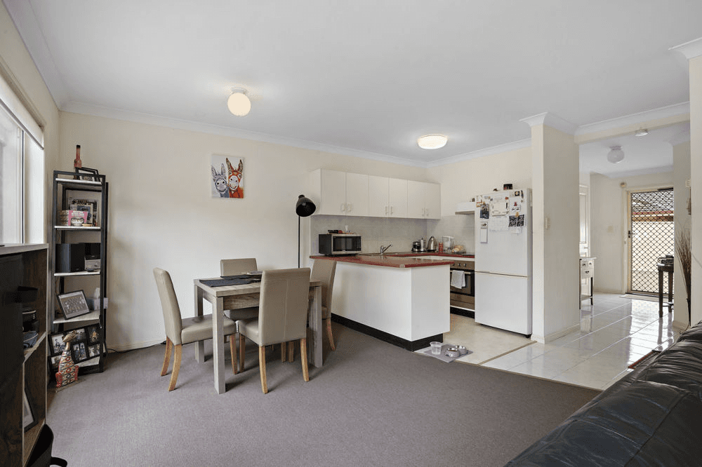 4/155 Pine Street, WYNNUM, QLD 4178