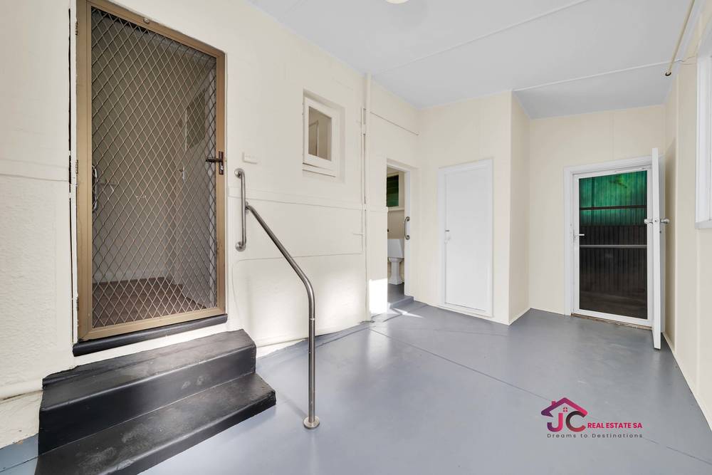 16 Linley Avenue, Prospect, SA 5082