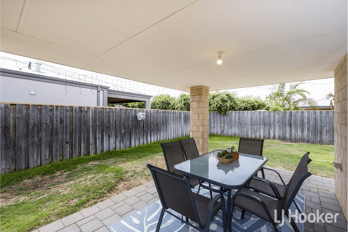 49  Marsdenia Road, HALLS HEAD, WA 6210