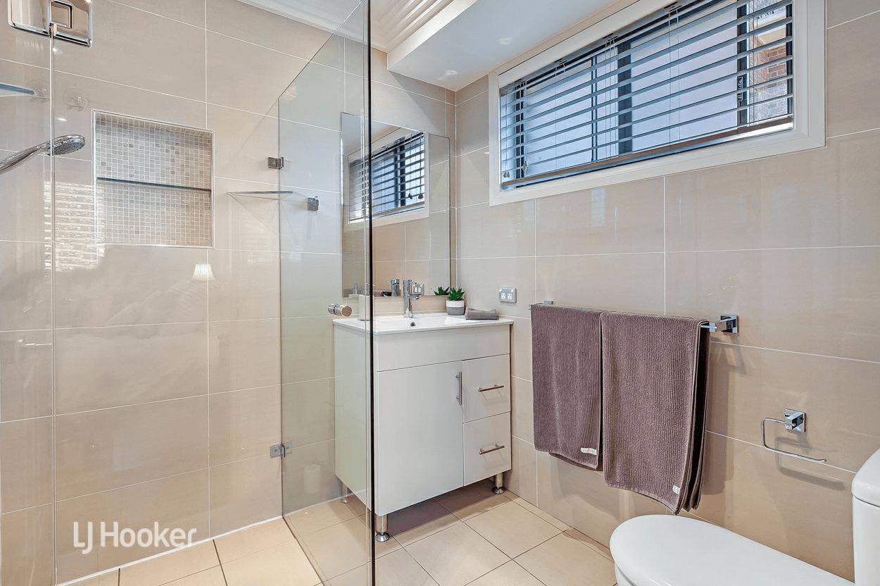 78 Carinda Drive, GLENHAVEN, NSW 2156