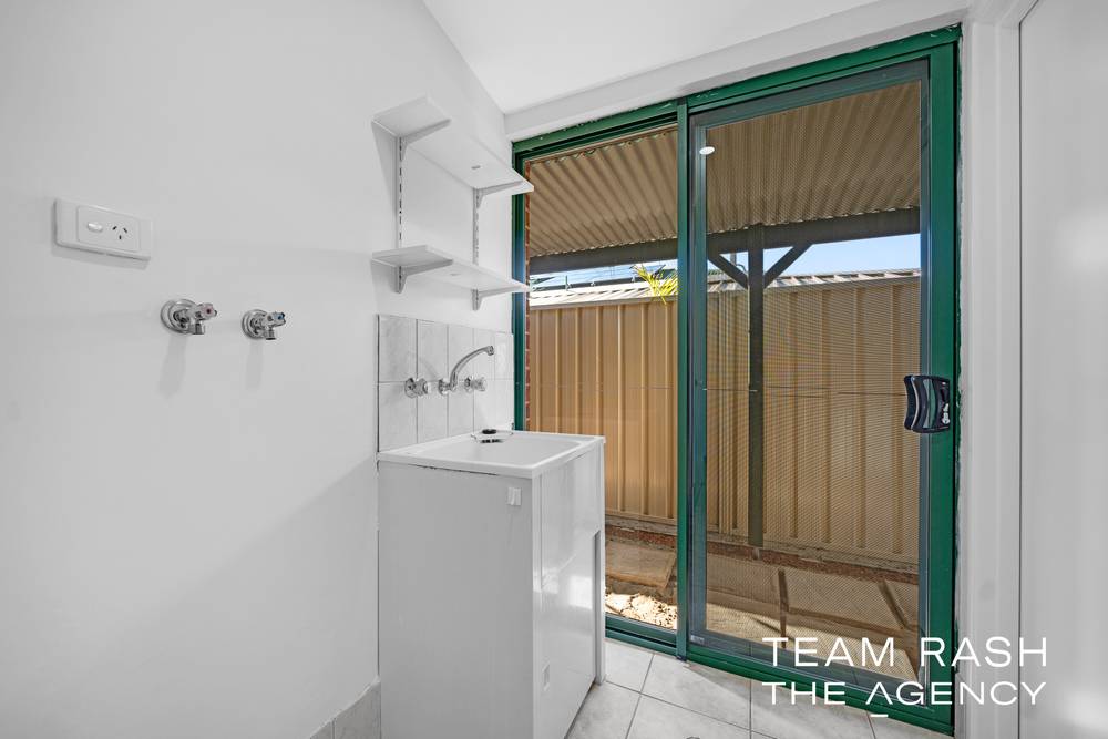 7 Tree Court, Banksia Grove, WA 6031