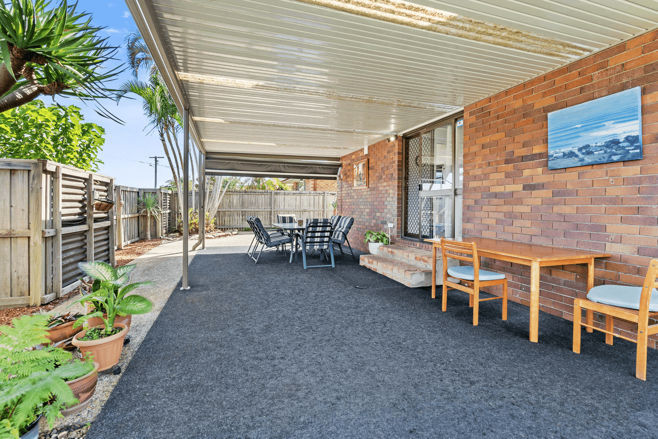 2/2 Blue Waters Crescent, TWEED HEADS WEST, NSW 2485