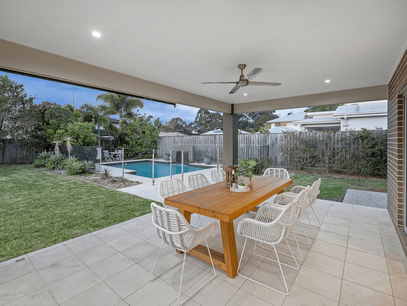 28 Bisley Place, Wakerley, QLD 4154