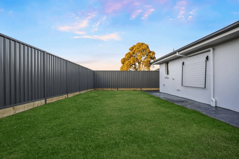 77 Isa Road, WORRIGEE, NSW 2540