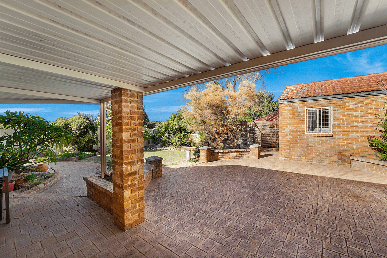 30 Aristride Avenue, KALLAROO, WA 6025