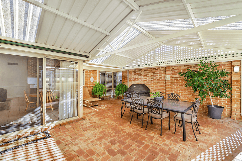 30 Aristride Avenue, KALLAROO, WA 6025