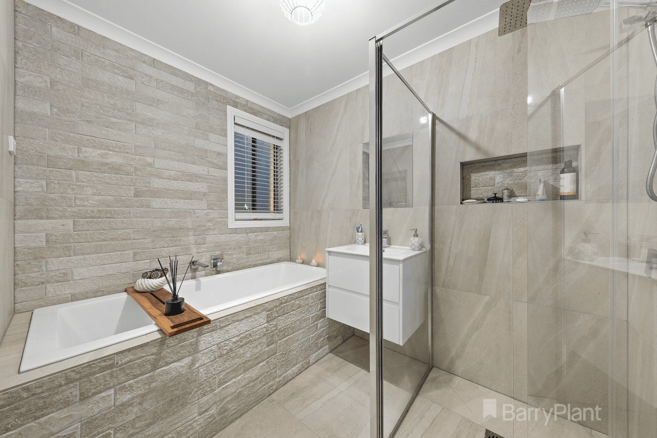 15 Eliza Heights, Pakenham, VIC 3810