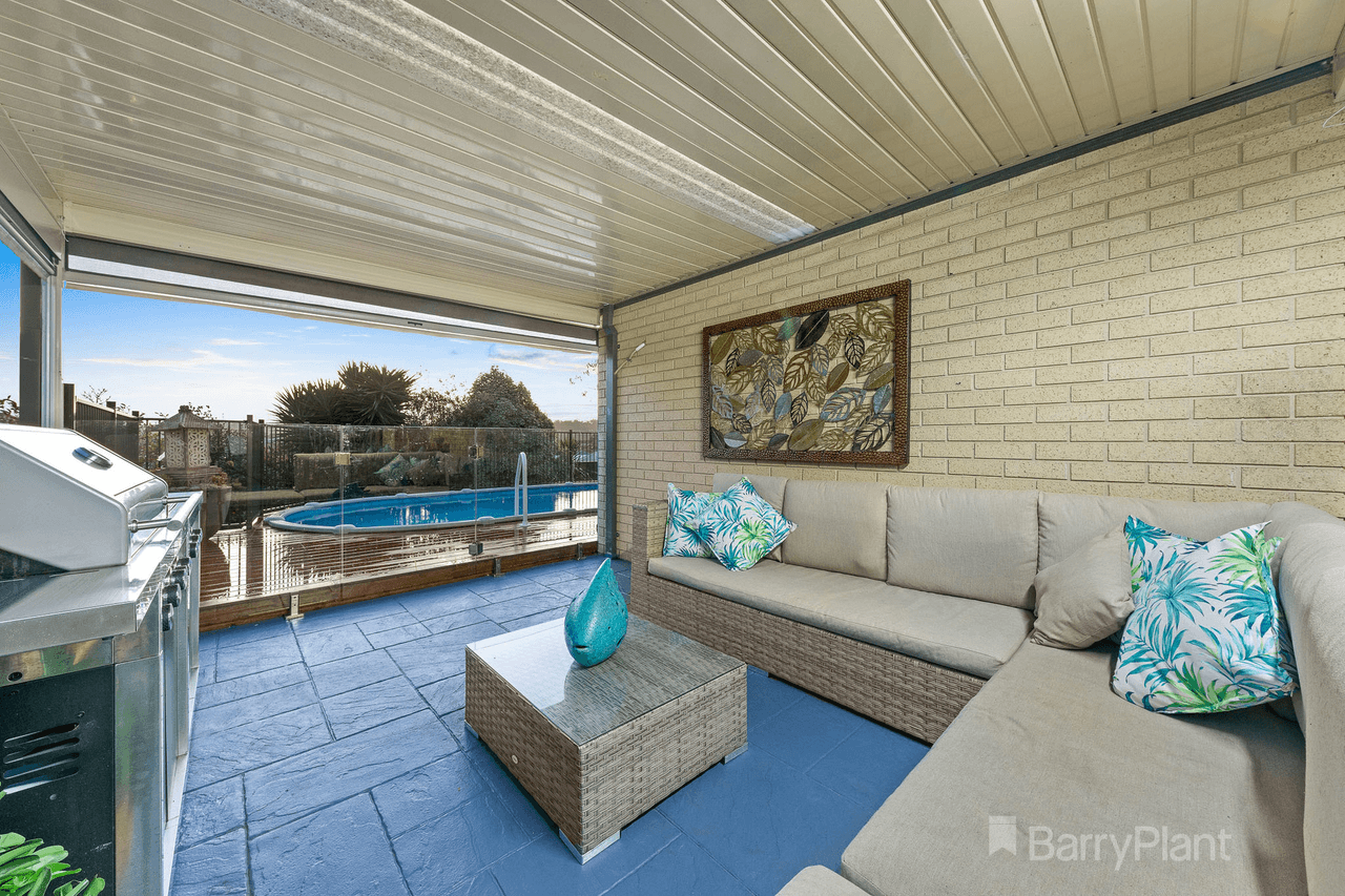 15 Eliza Heights, Pakenham, VIC 3810