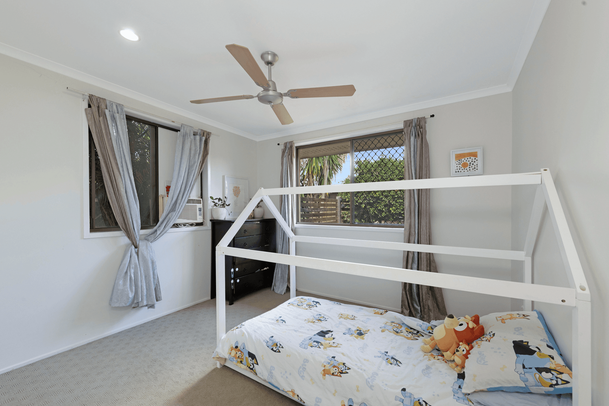 6 East Pkt, Avenell Heights, QLD 4670