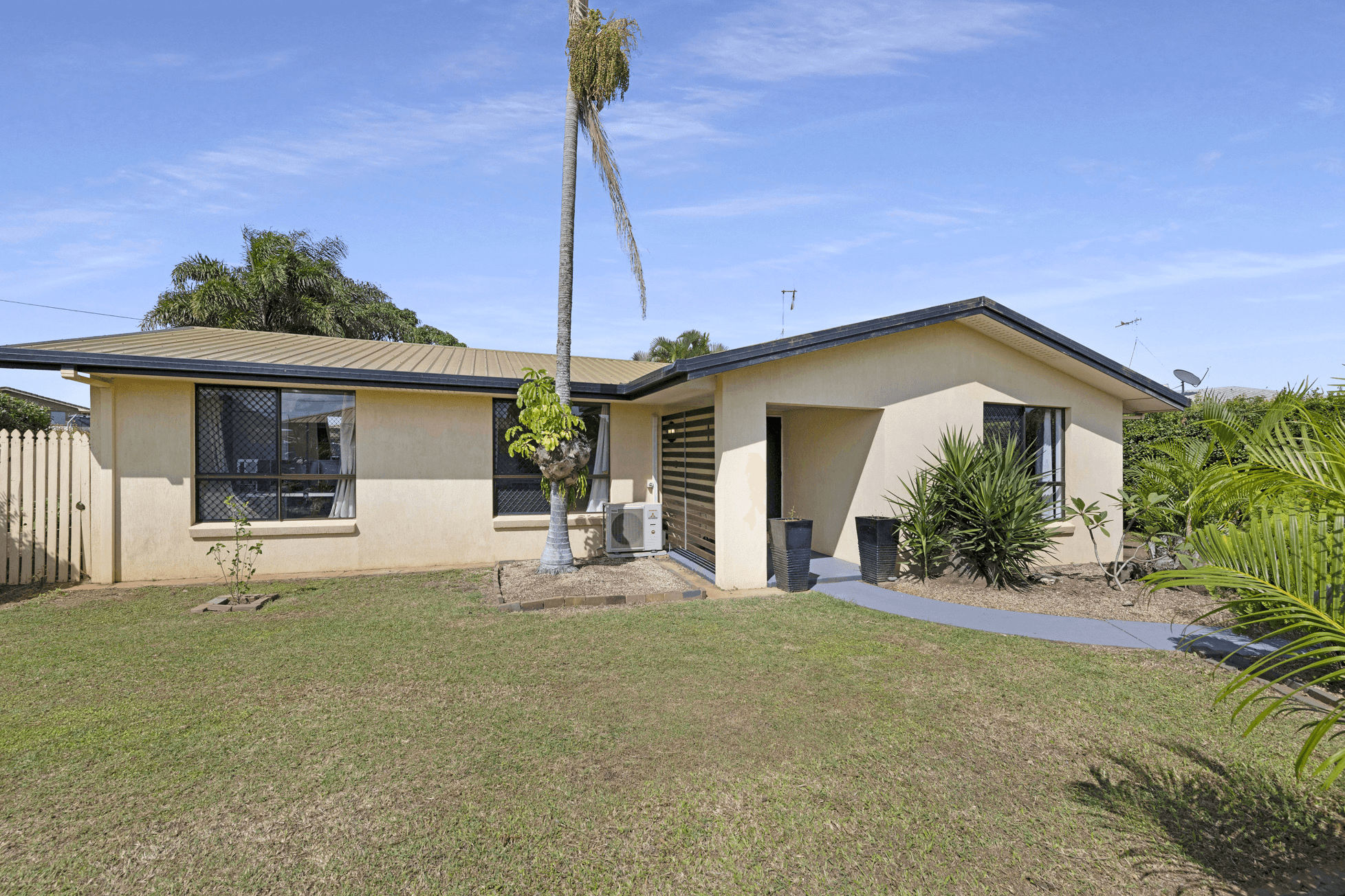 6 East Pkt, Avenell Heights, QLD 4670