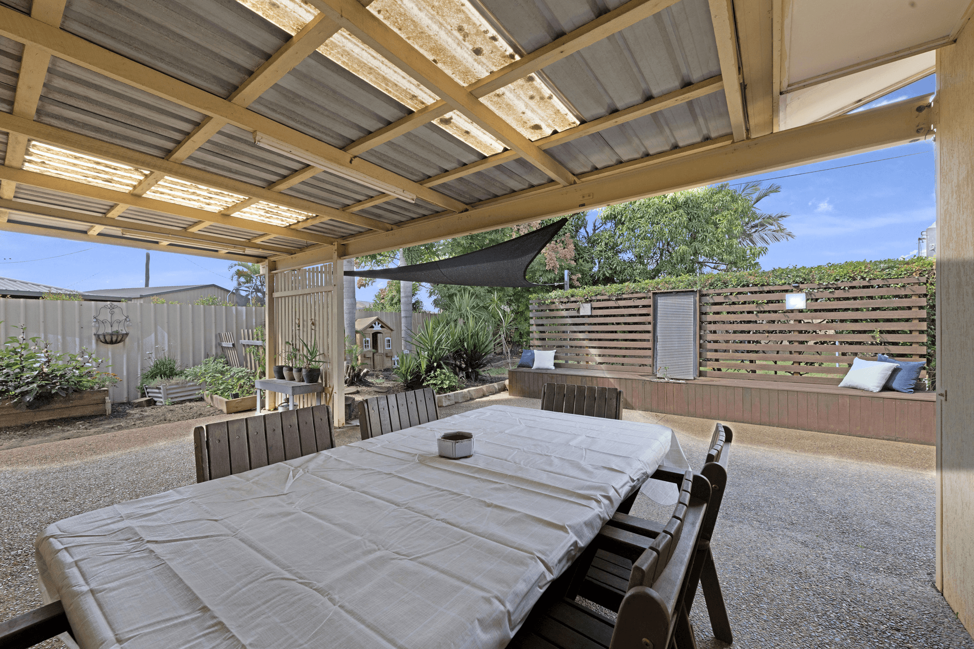 6 East Pkt, Avenell Heights, QLD 4670