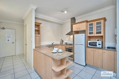 1738/2-10 Greenslopes Street, Cairns North, QLD 4870