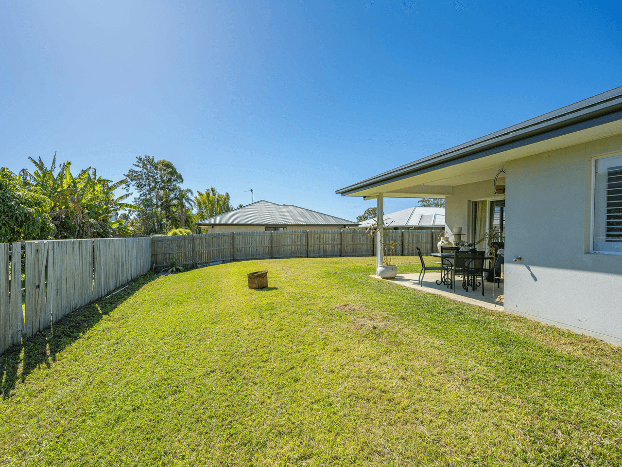 7 Cambridge Cct, Southside, QLD 4570