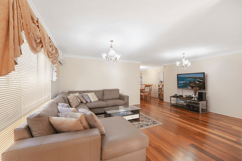 5 Prince Edward Pde, REDCLIFFE, QLD 4020