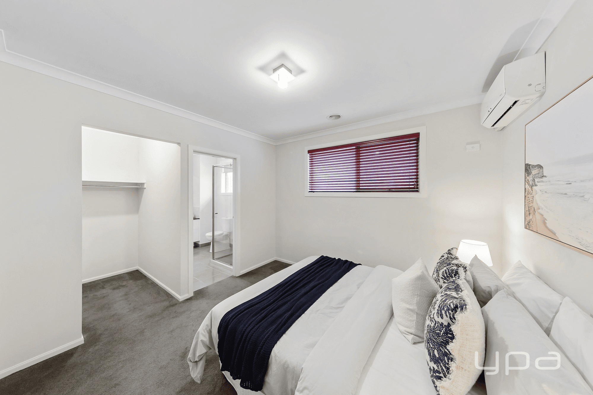 15 Chedgey Drive, ST ALBANS, VIC 3021