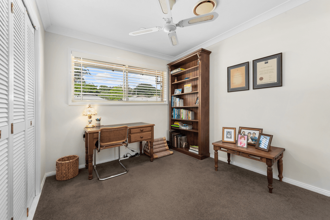 24/28 Carwoola Street, BARDON, QLD 4065