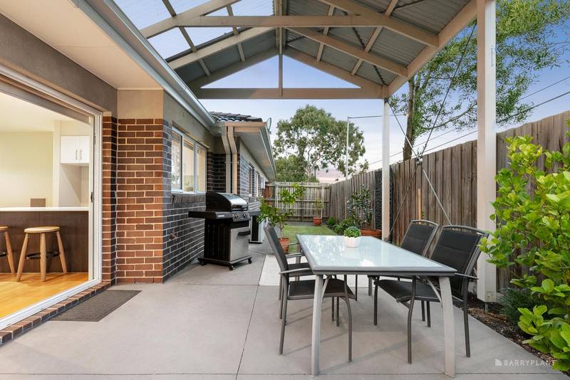 2/1 Nartanda Court, DONCASTER EAST, VIC 3109
