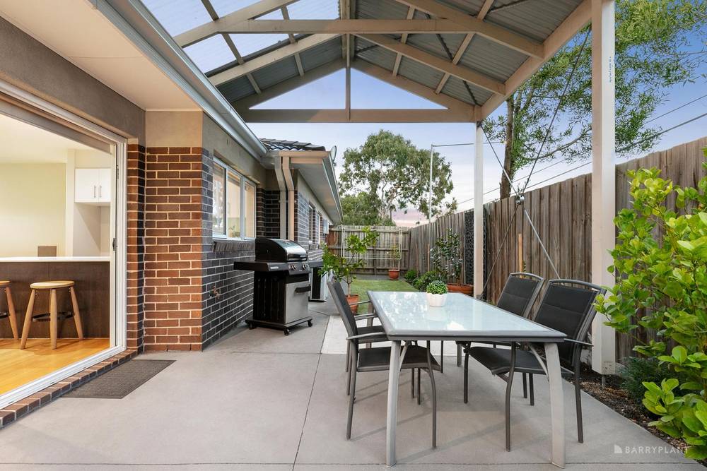 2/1 Nartanda Court, DONCASTER EAST, VIC 3109