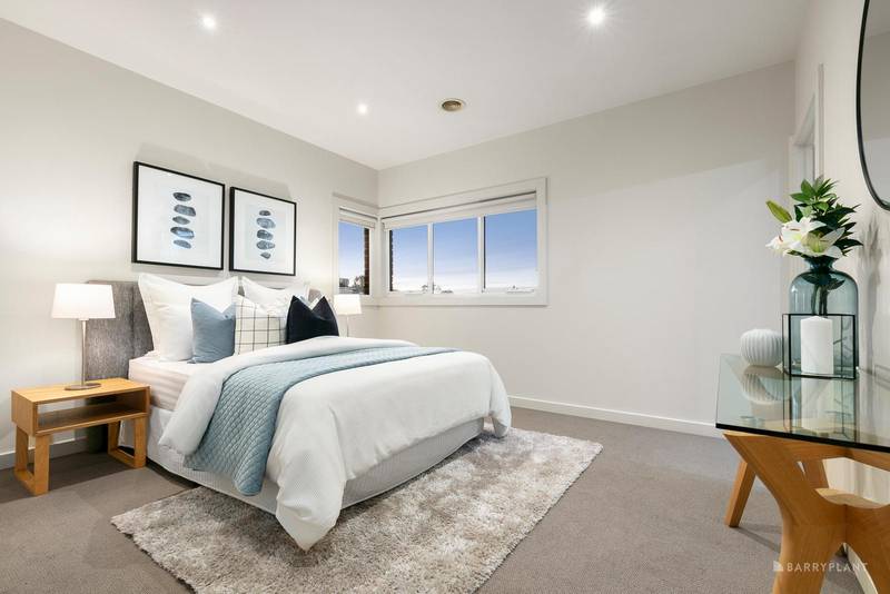 2/1 Nartanda Court, DONCASTER EAST, VIC 3109