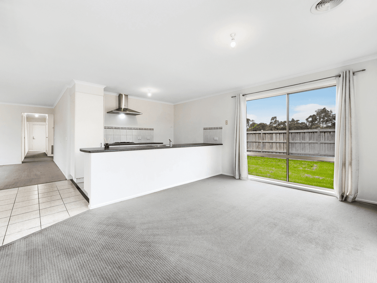 13 Ovata Place, CRANBOURNE WEST, VIC 3977