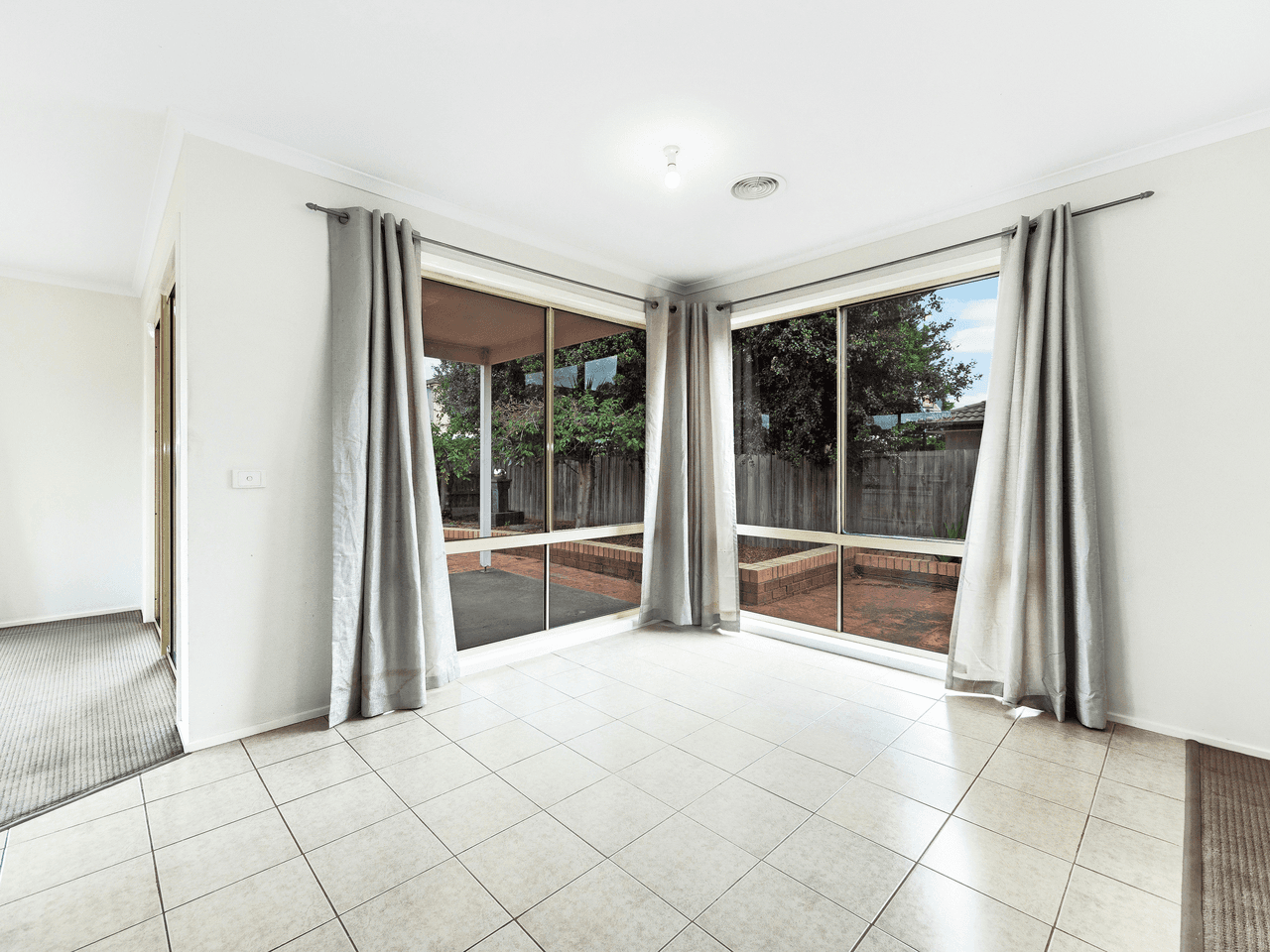 13 Ovata Place, CRANBOURNE WEST, VIC 3977