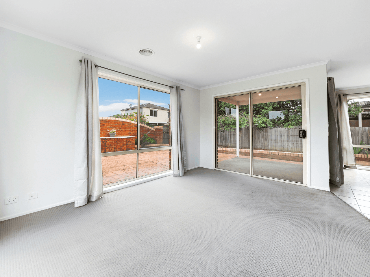 13 Ovata Place, CRANBOURNE WEST, VIC 3977