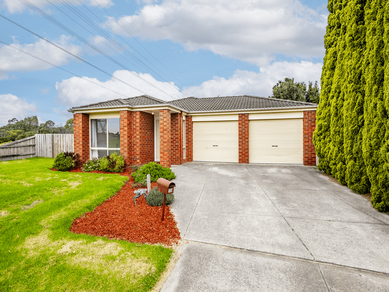 13 Ovata Place, CRANBOURNE WEST, VIC 3977