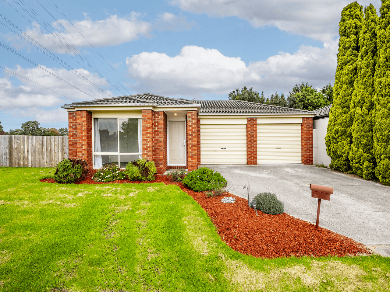 13 Ovata Place, CRANBOURNE WEST, VIC 3977