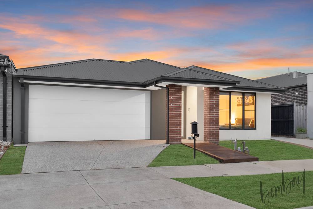 22 Thornbury Street, DONNYBROOK, VIC 3064