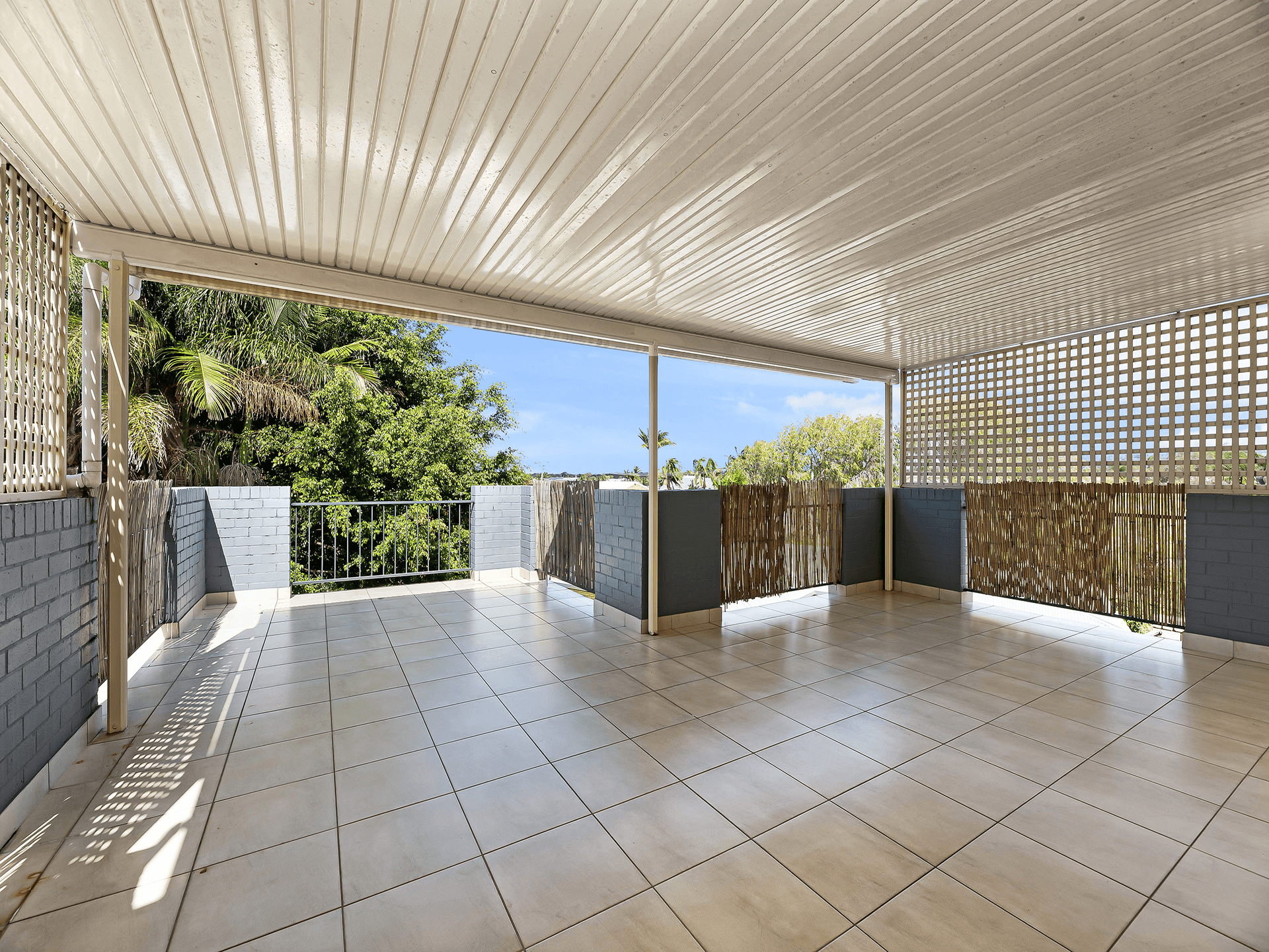 4/39 Goonawarra Drive, MOOLOOLABA, QLD 4557