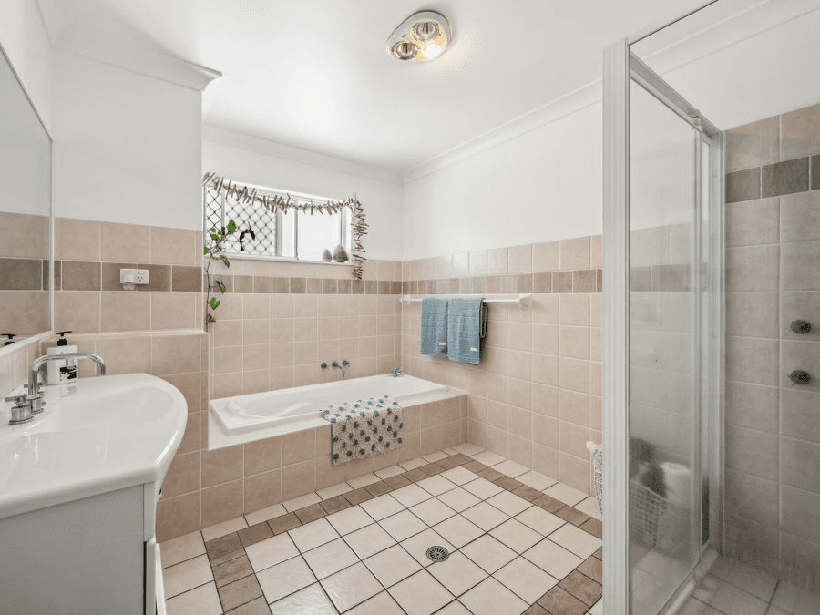 13 Woodland Hill Drive, COFFS HARBOUR, NSW 2450