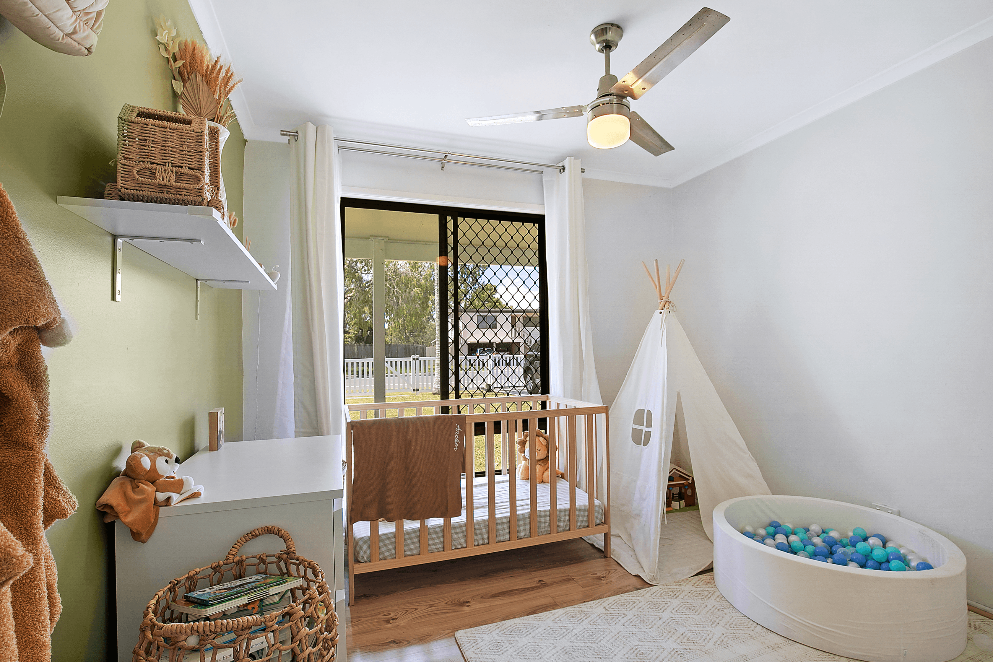 13 Claverton Drive, Deception Bay, QLD 4508