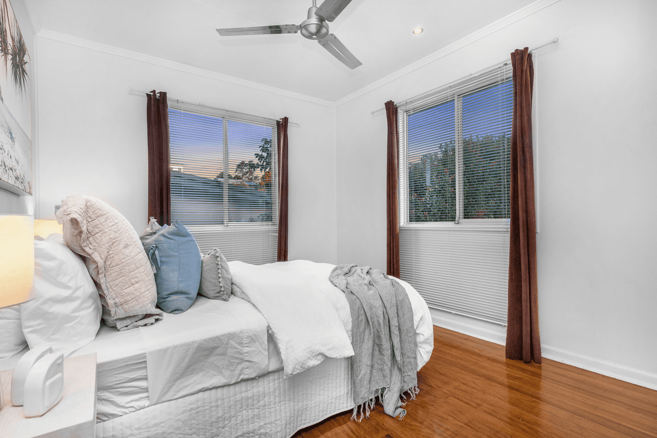 6 Coleridge Street, STAFFORD HEIGHTS, QLD 4053