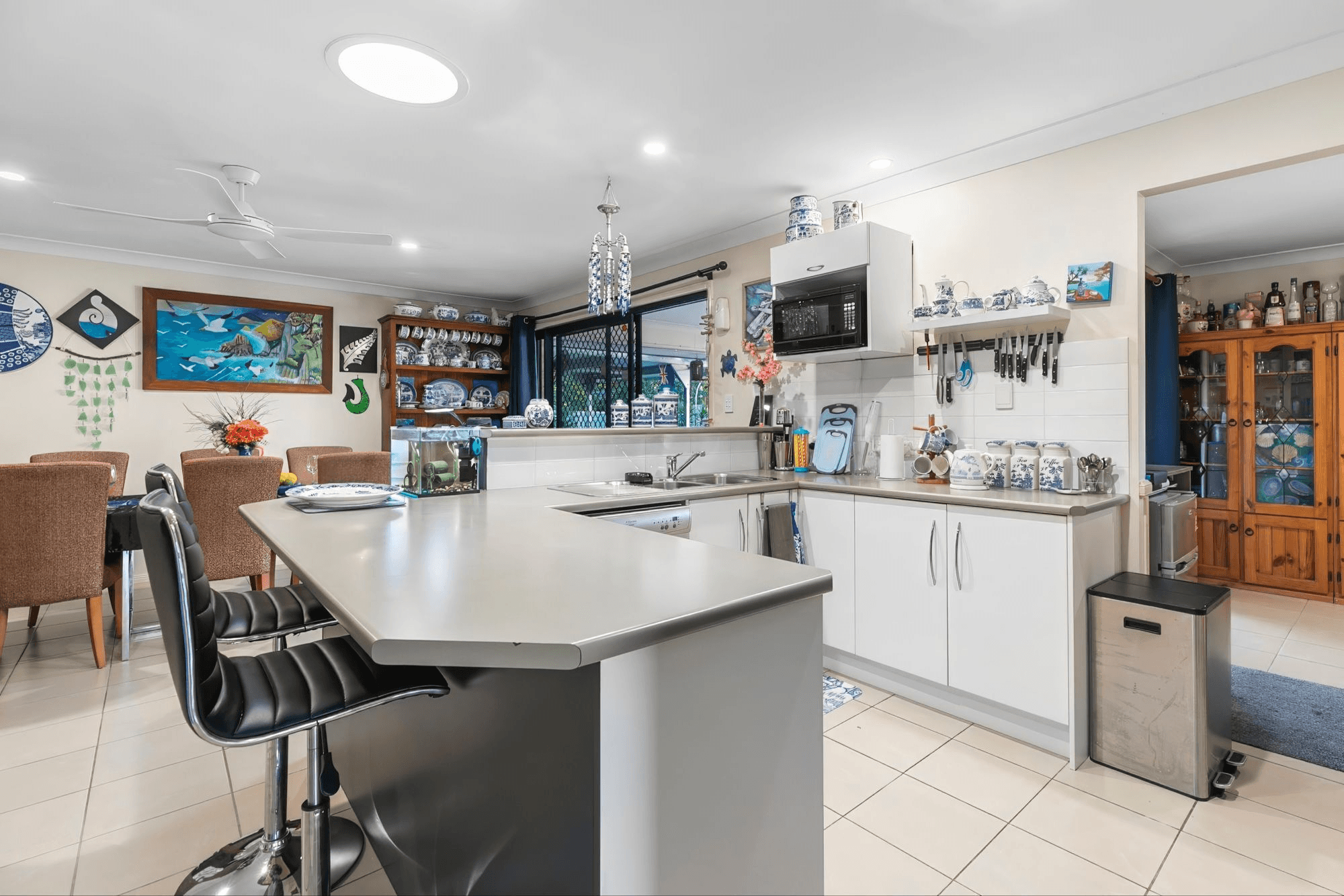 10 Cockatiel Court, DECEPTION BAY, QLD 4508