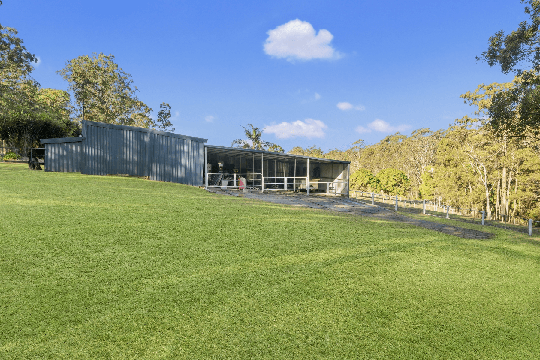 75 Woolleys Road, GLASS HOUSE MOUNTAINS, QLD 4518