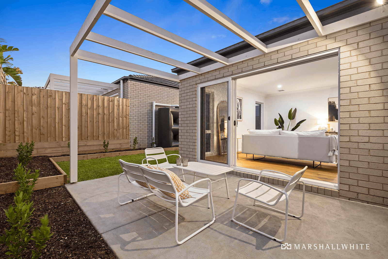 1/12 Coonara Avenue, Mount Eliza, VIC 3930