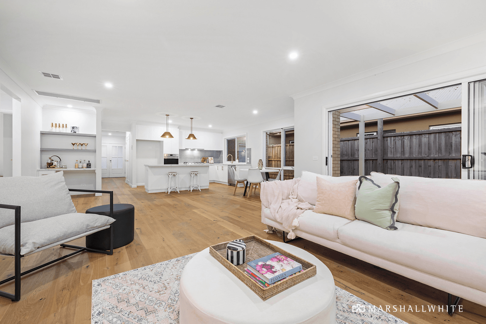 1/12 Coonara Avenue, Mount Eliza, VIC 3930