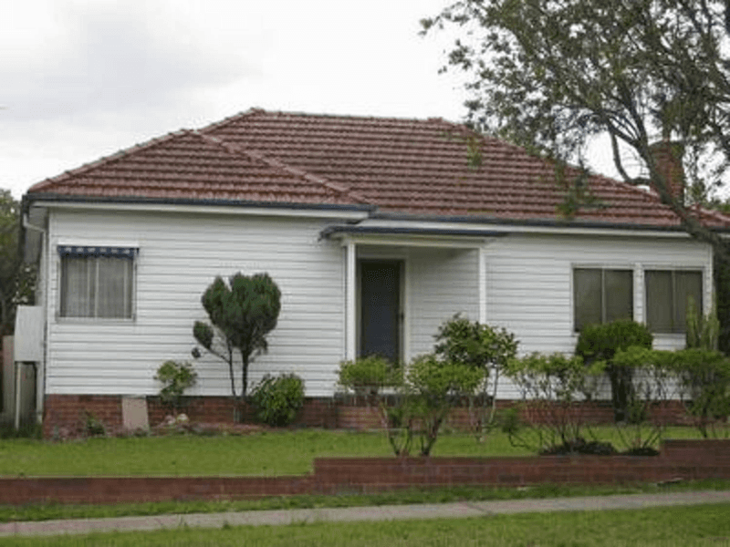 61 Lambeth Street, Picnic Point, NSW 2213