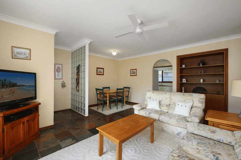 6 Whiting Rd, Ettalong Beach, NSW 2257