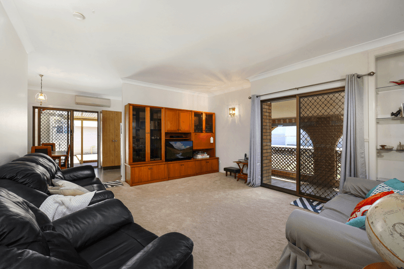 56 Bay St, Patonga, NSW 2256