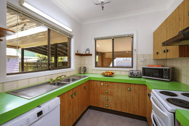 56 Bay St, Patonga, NSW 2256